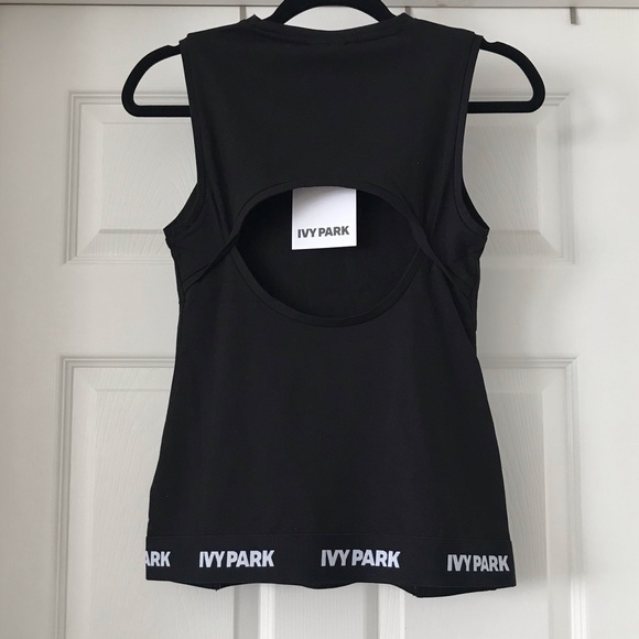 NWT IVY PARK TANK 🐝 - Picture 5 of 6